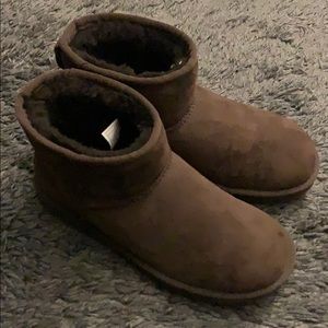 Chocolate brown UGGS